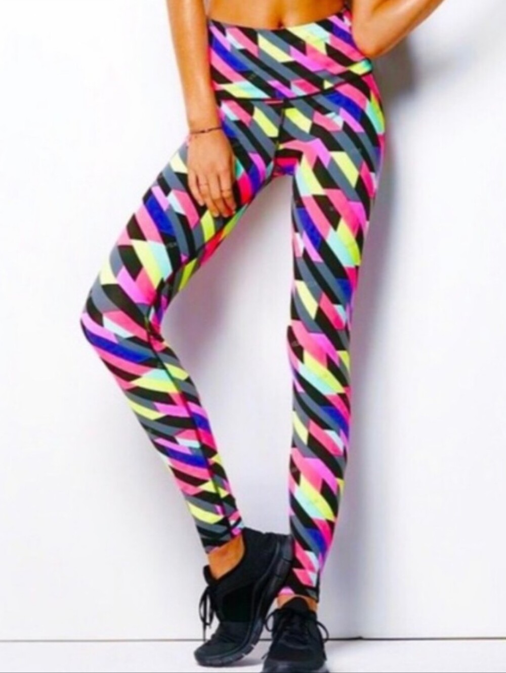 Victoria's Secret VSX Knockout Tights